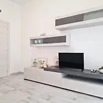 Sole A Catinelle -